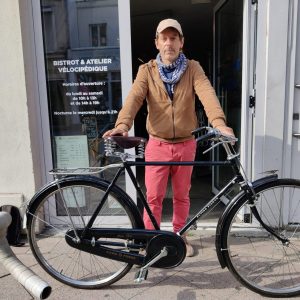 Vélo chinois “flying pigeon” en parfait état