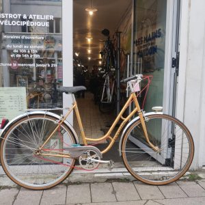 Vélo de ville Hygina ‘sang et or’