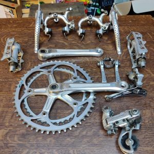 Groupe complet Shimano 600 Arabesque avec pédales Kyokuto