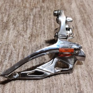 Dérailleur avant triple plateaux Shimano Dura-Ace FD-7703 (1996)