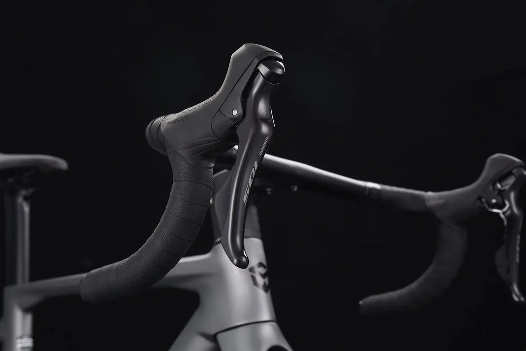 SAVA A7 PRO – Vélo de Route Carbone 24S – Image 7