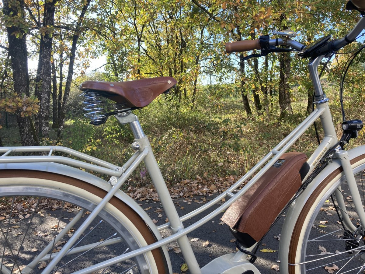 ACHIELLE ODETTE ALFINE 8 2022 – Image 3